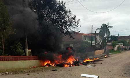 Se estrella un helicóptero en Brasil Más de tres muertos al estrellarse un helicóptero secuestrado en Brasil